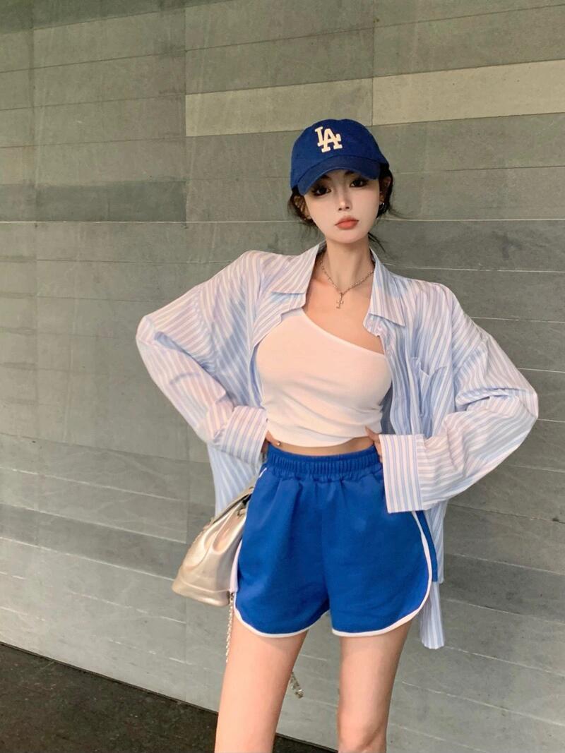 2024夏季新款韩版设计感条纹长袖衬衫白色内搭辣妹性感高腰短裤女