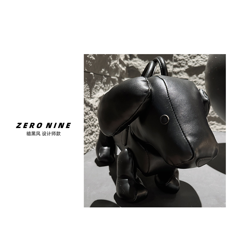 Dan Dan 暗黑风趣味腊肠狗狗包女