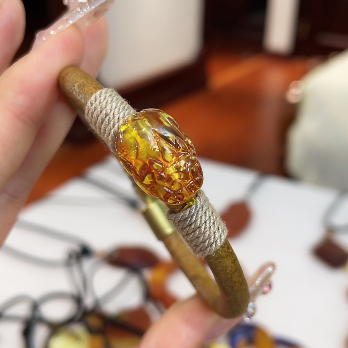 【闪购商品】蜜蜡手链未镶嵌
