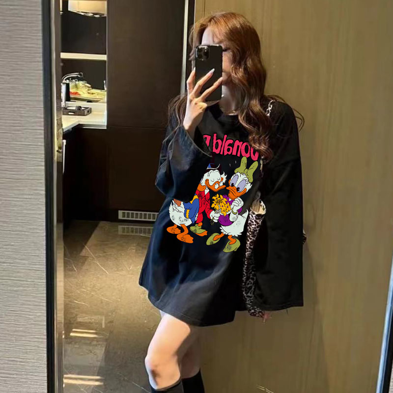 港味ins唐老鸭卡通纯棉印花长袖t恤休闲宽松大码女装上衣情侣装