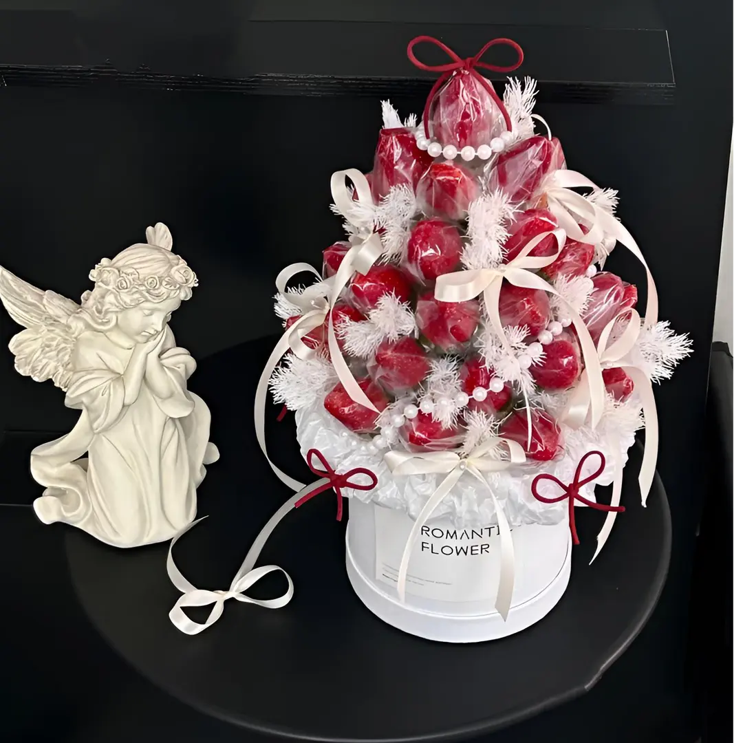 网红草莓塔花束直播圣诞节送女友生日表白礼物全国鲜花速递同城送