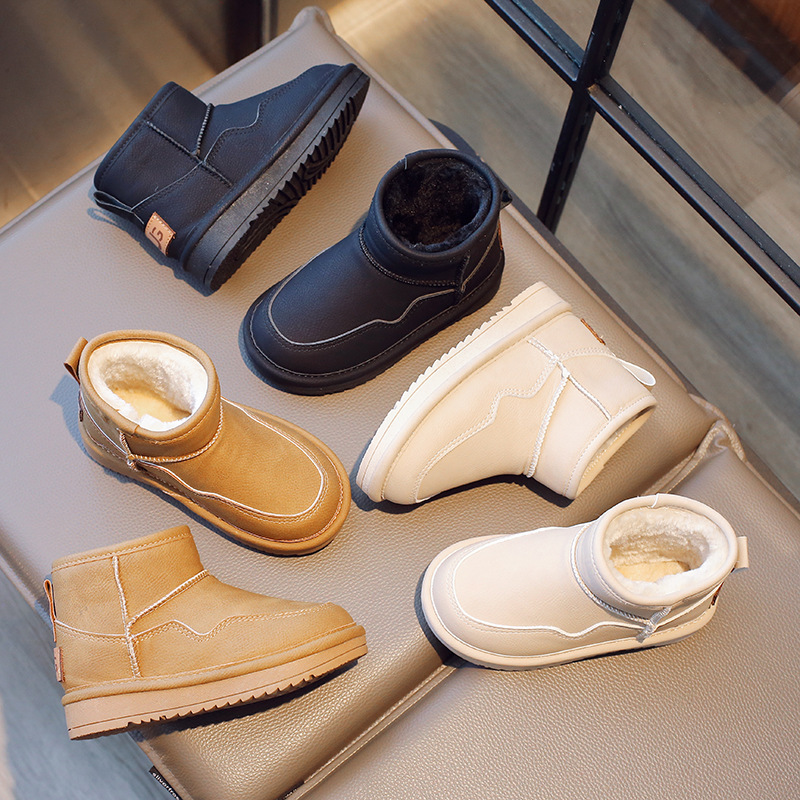 儿童防水雪地靴2023年冬季新款女童宝宝小童短靴男童保暖皮面棉靴