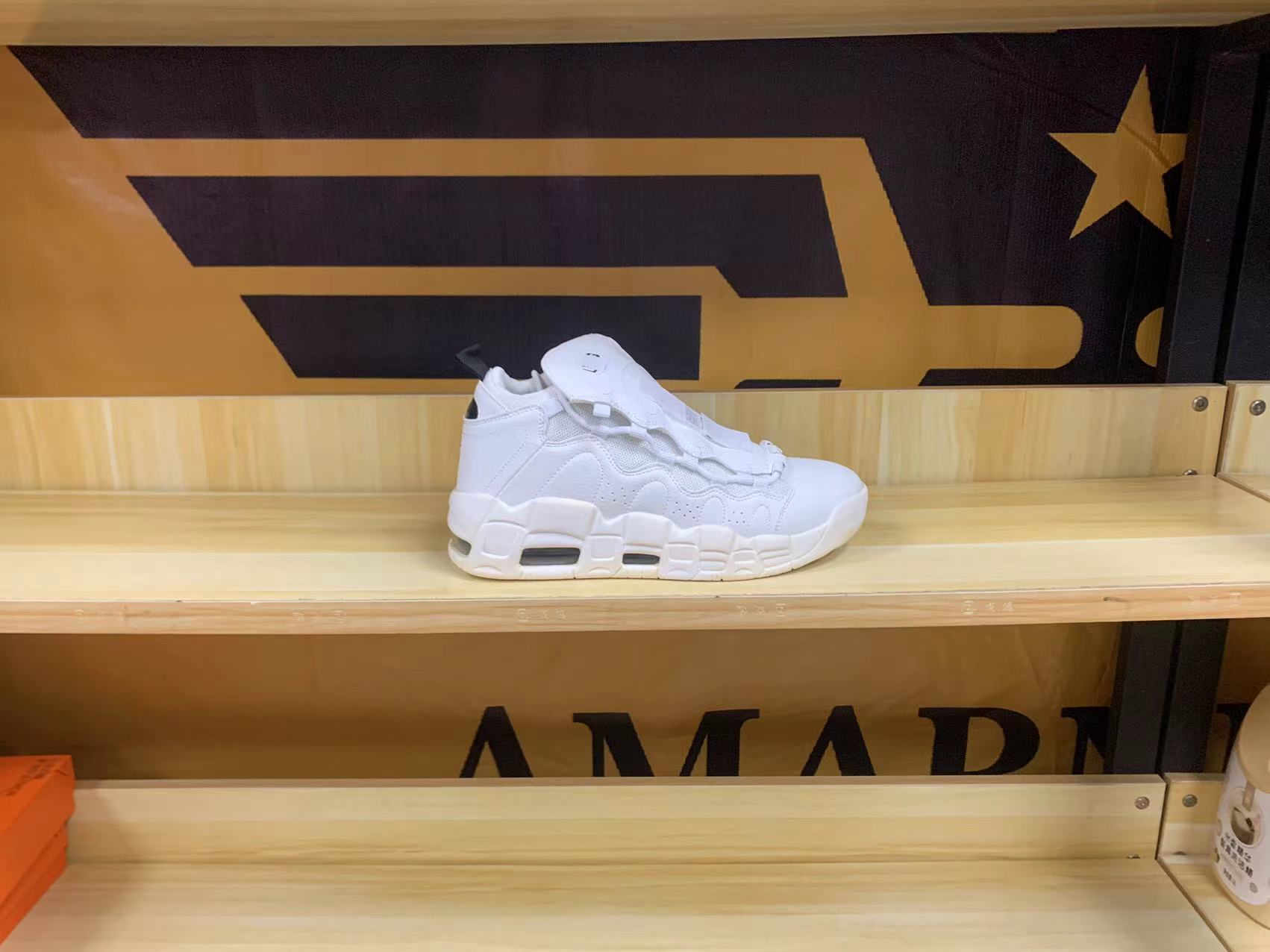 1011时尚百搭断码处理鞋