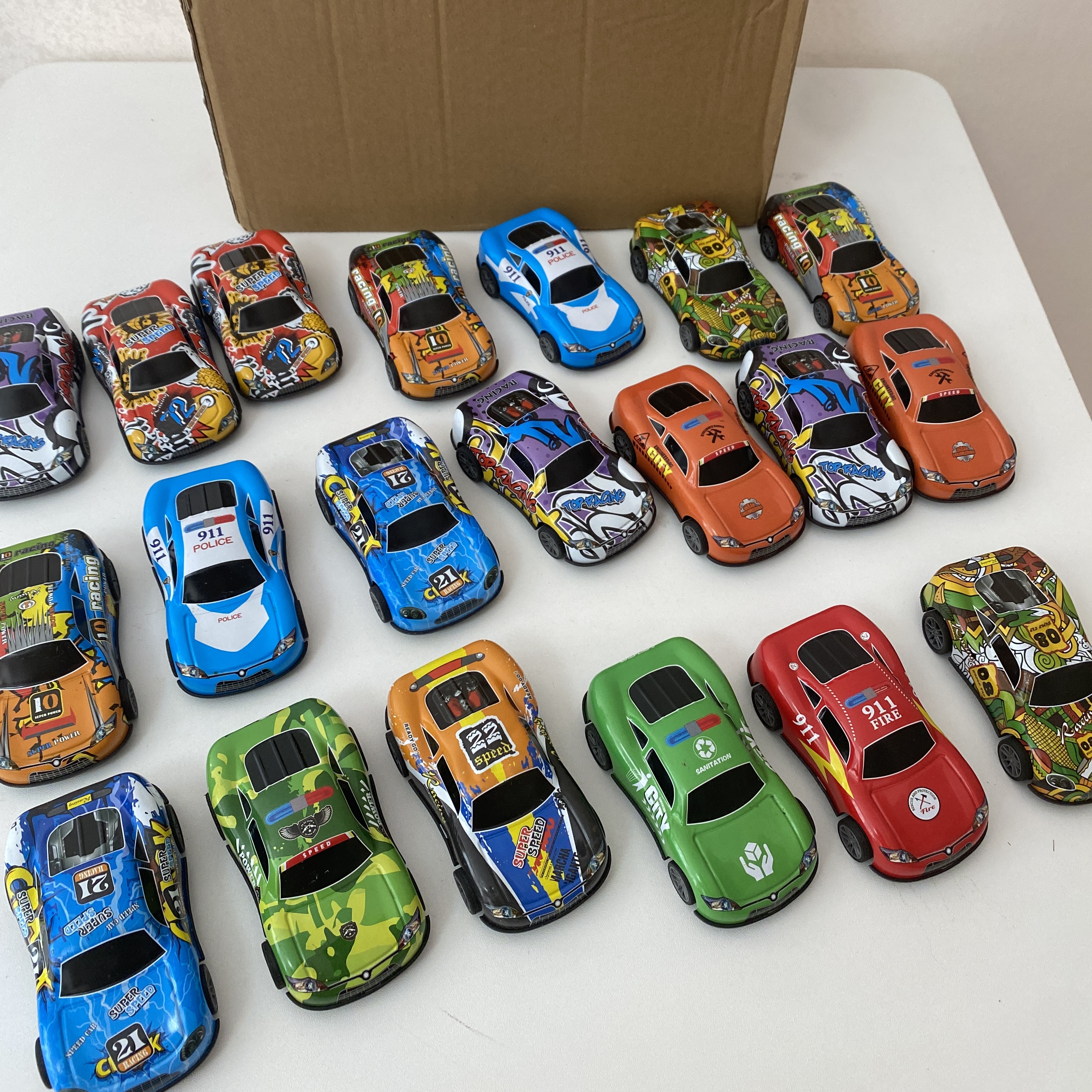 10只散装6.5cm合金回力铁皮车科学玩具模型