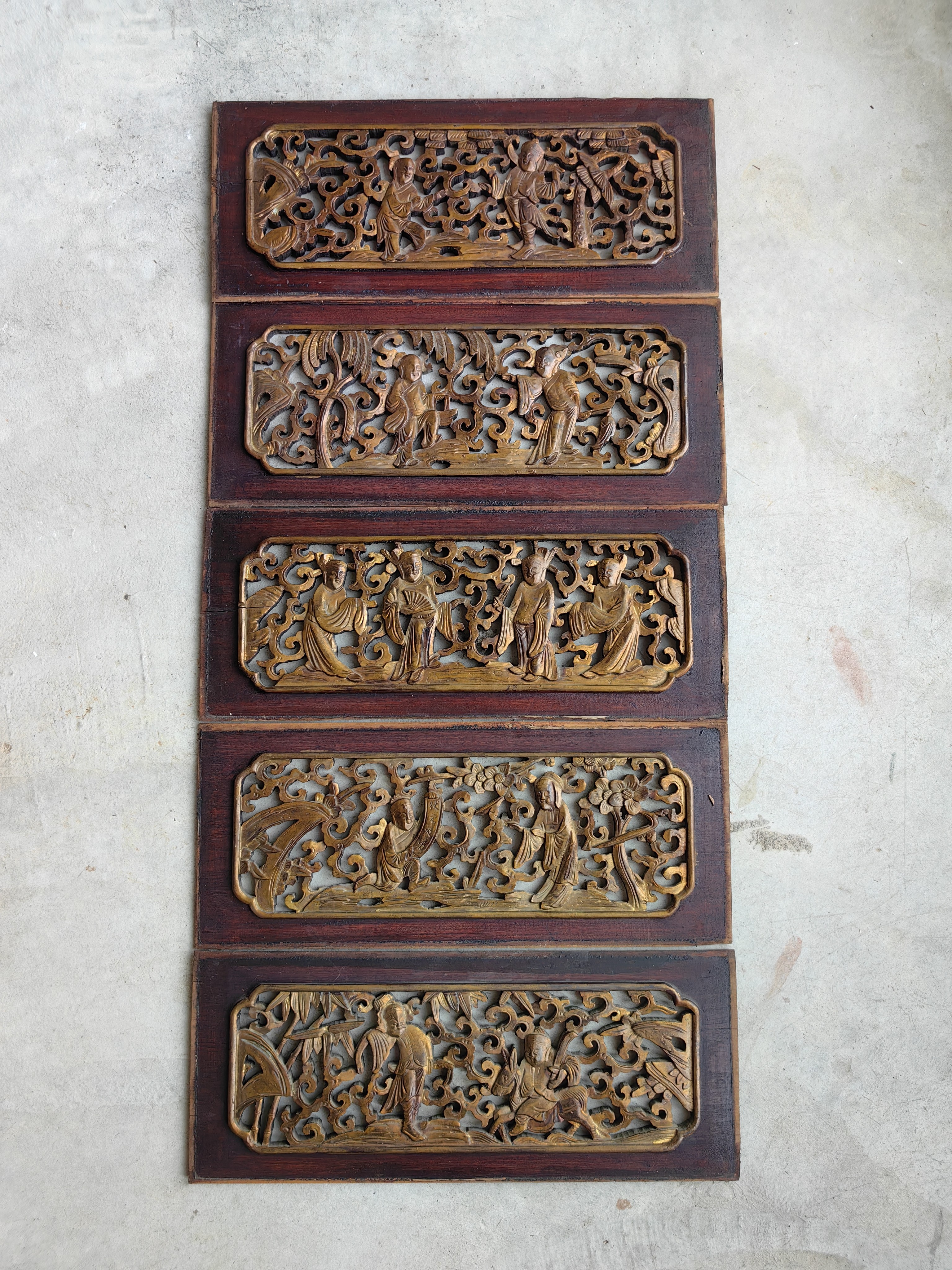 比较漂亮鎏金花板一套