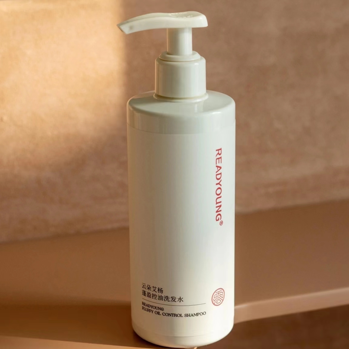 双十二云朵艾杨蓬盈洗发水