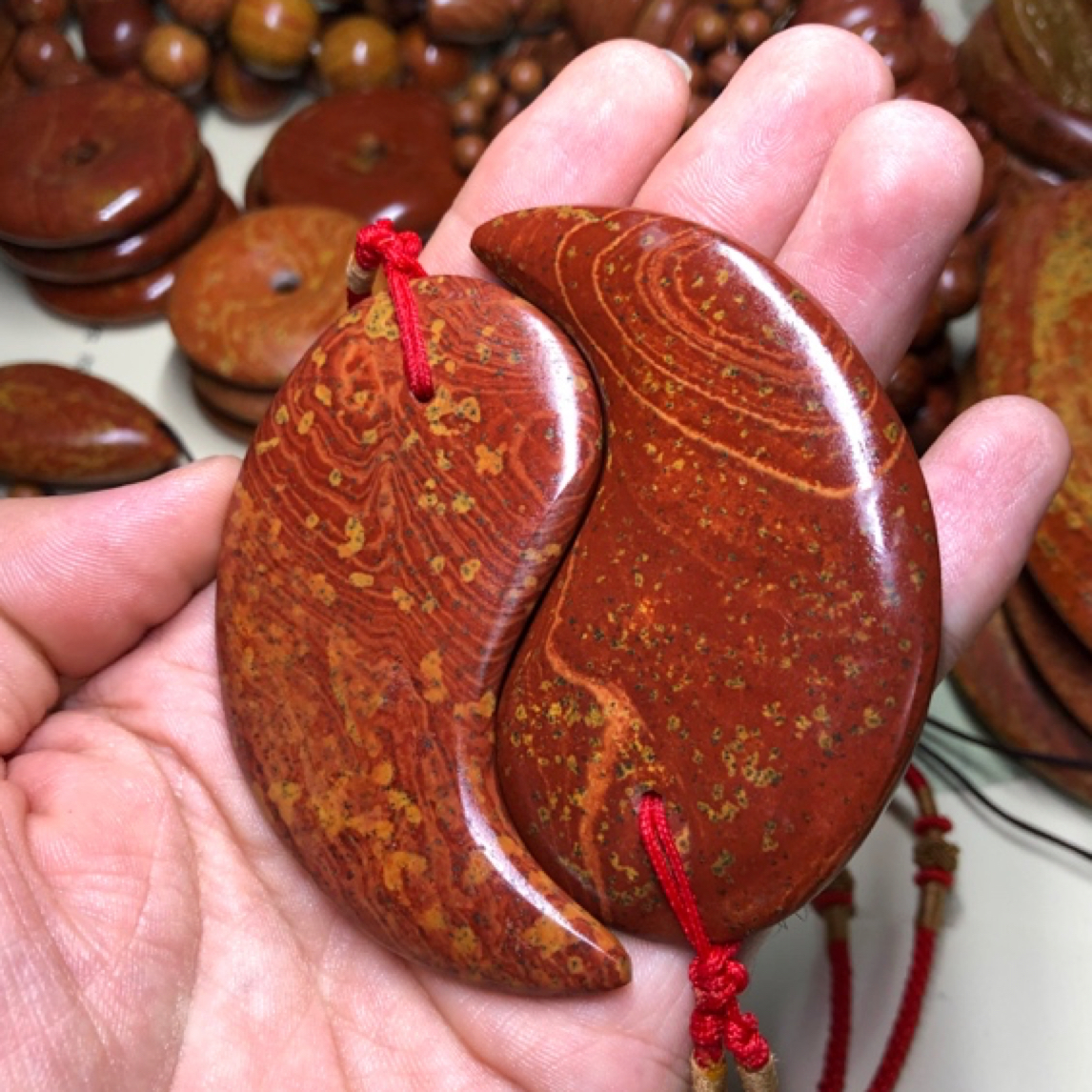 泗水砭石 正宗泗水马头山砭石太极板 刮板 可做面部刮痧