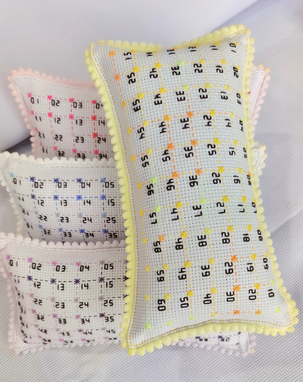 十字绣辅助排线包60数字针插包手工成品颜色随机（指定色带图联系）