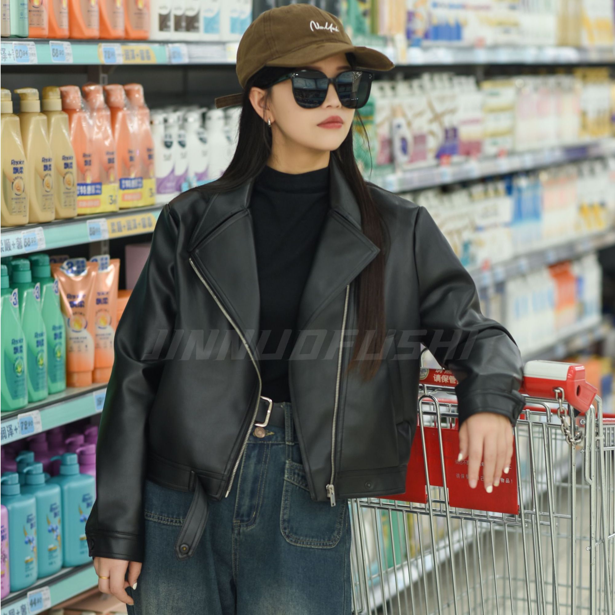 【新粉浮力】小个子网红短款春季新品女皮衣外套皮夹克时尚外套041