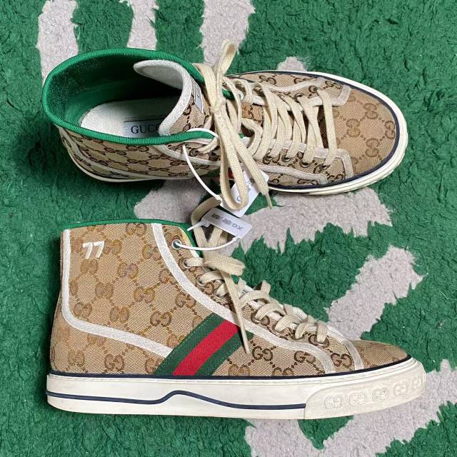 95新 GUCCI/古驰 40码 时尚休闲 板鞋/XG-X4174