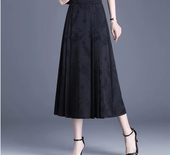 九月 5122新中式气质长款马面裙