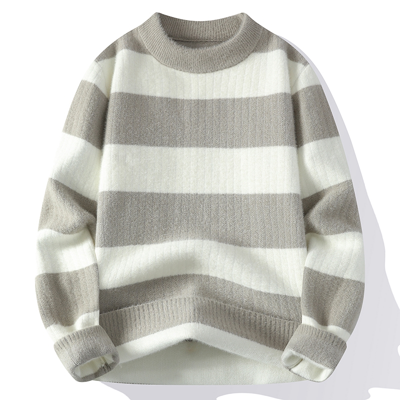 2025冬季厚款男款青年毛衣宽松潮流保暖上衣圆领学生休闲针织毛衣