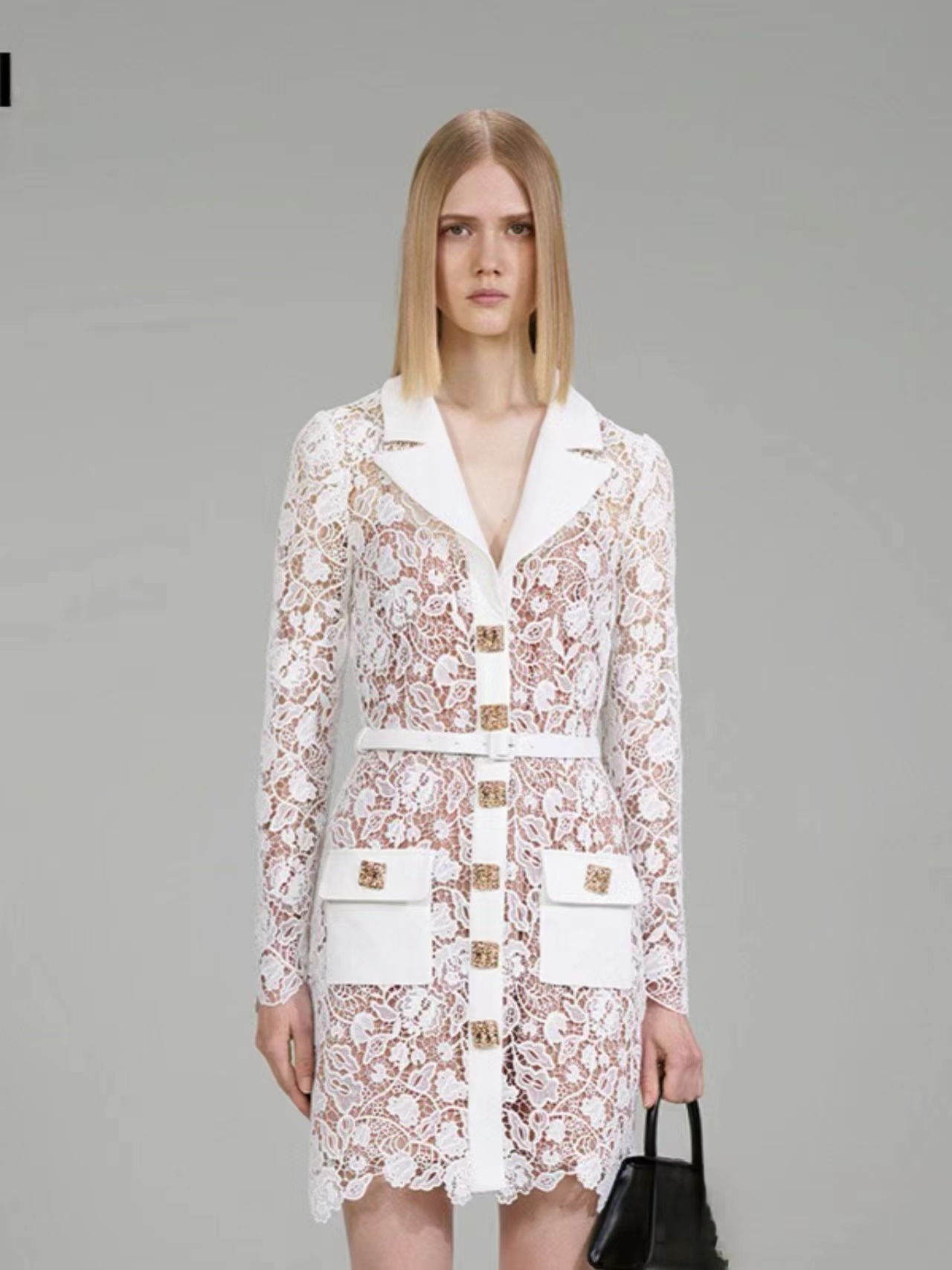 汐汐精选蕾丝气质白色设计师轻奢连衣裙