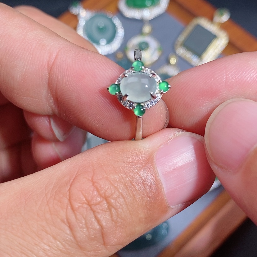 【闪购商品】翡翠戒指银S925镶嵌