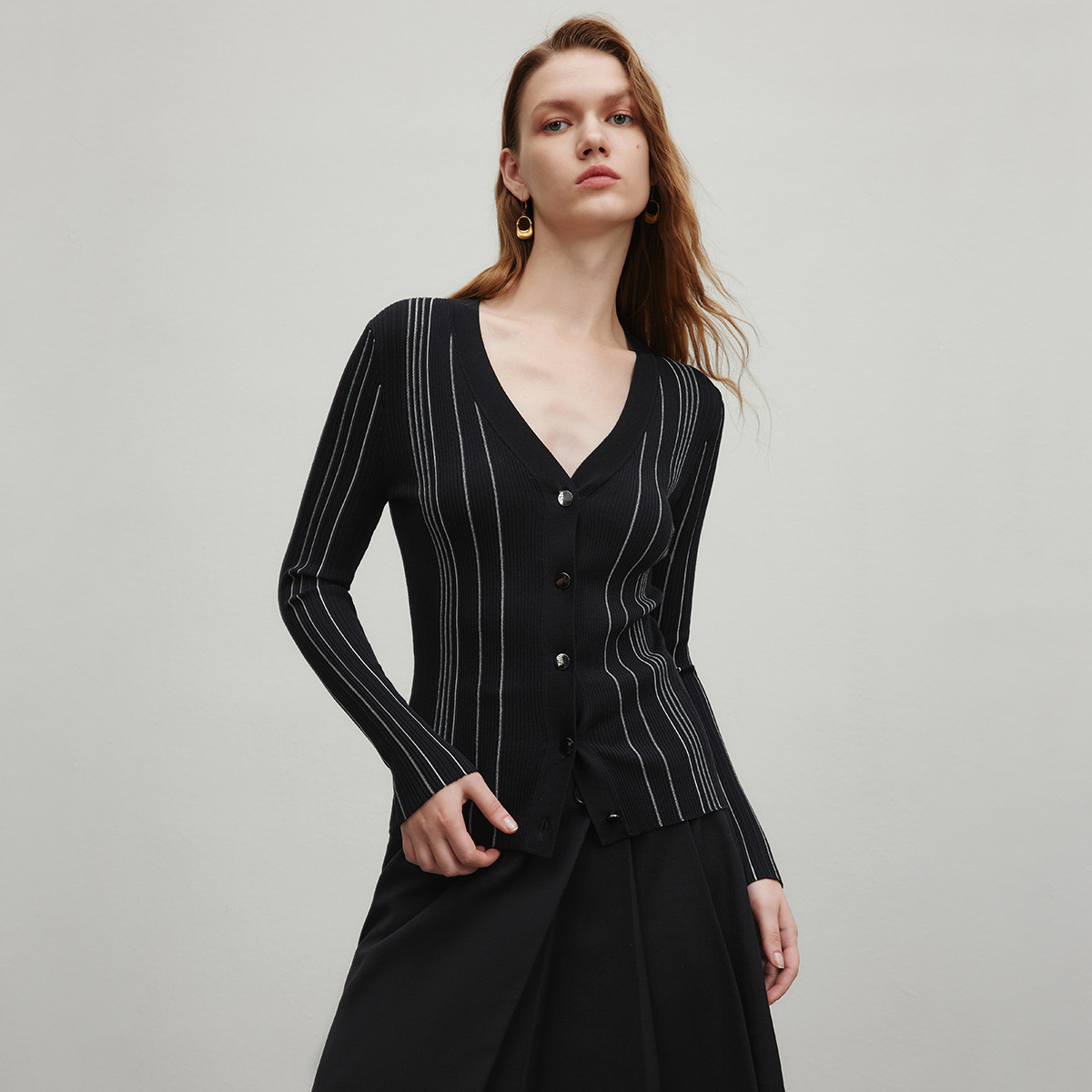 【小熊专属】风条纹针织衫秋季莱赛尔天丝时尚V领长袖开衫Y730375