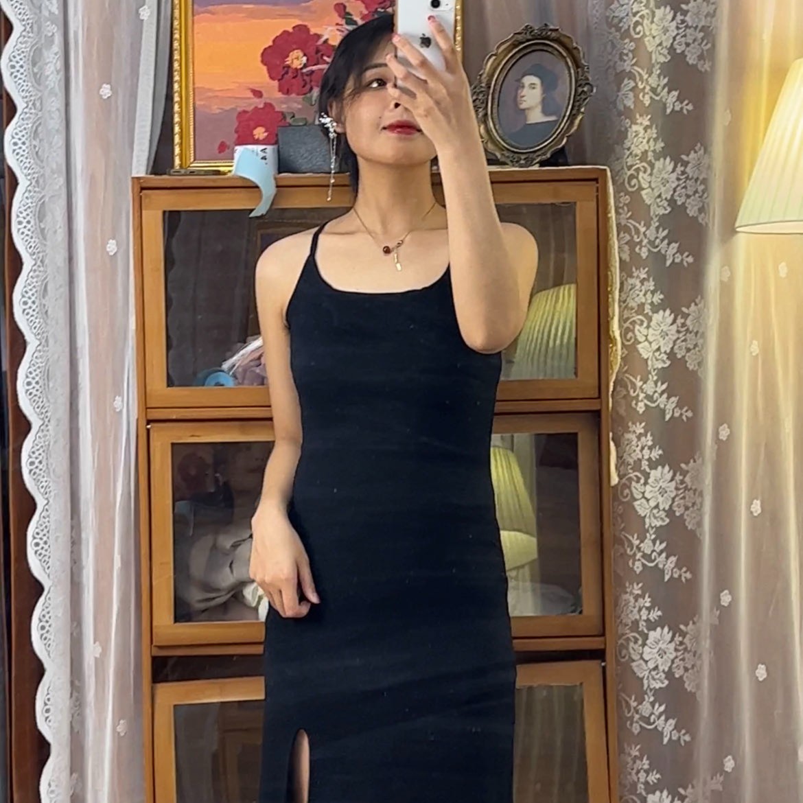 入局连衣裙夏季连衣裙纯欲吊带裙长裙收腰修身显瘦复古通勤气质