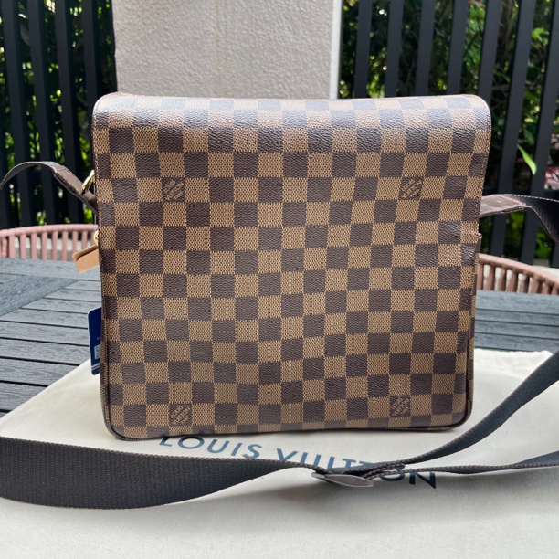 99新 LouisVuitton/路易威登 棋盘格斜挎包男士