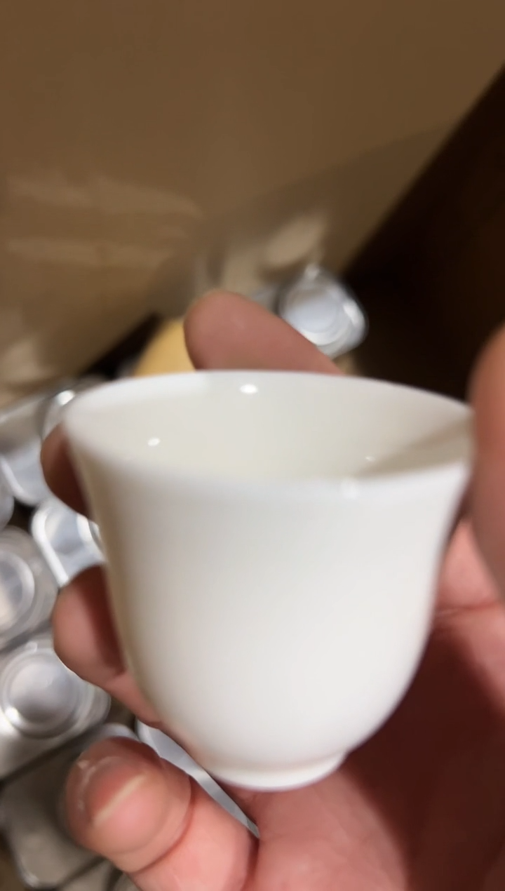 【闪购商品】六堡5罐主人杯······