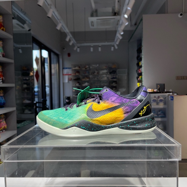 42.5码 zk8彩蛋 复活节 全新原盒 有开胶 不建议打球 不退换