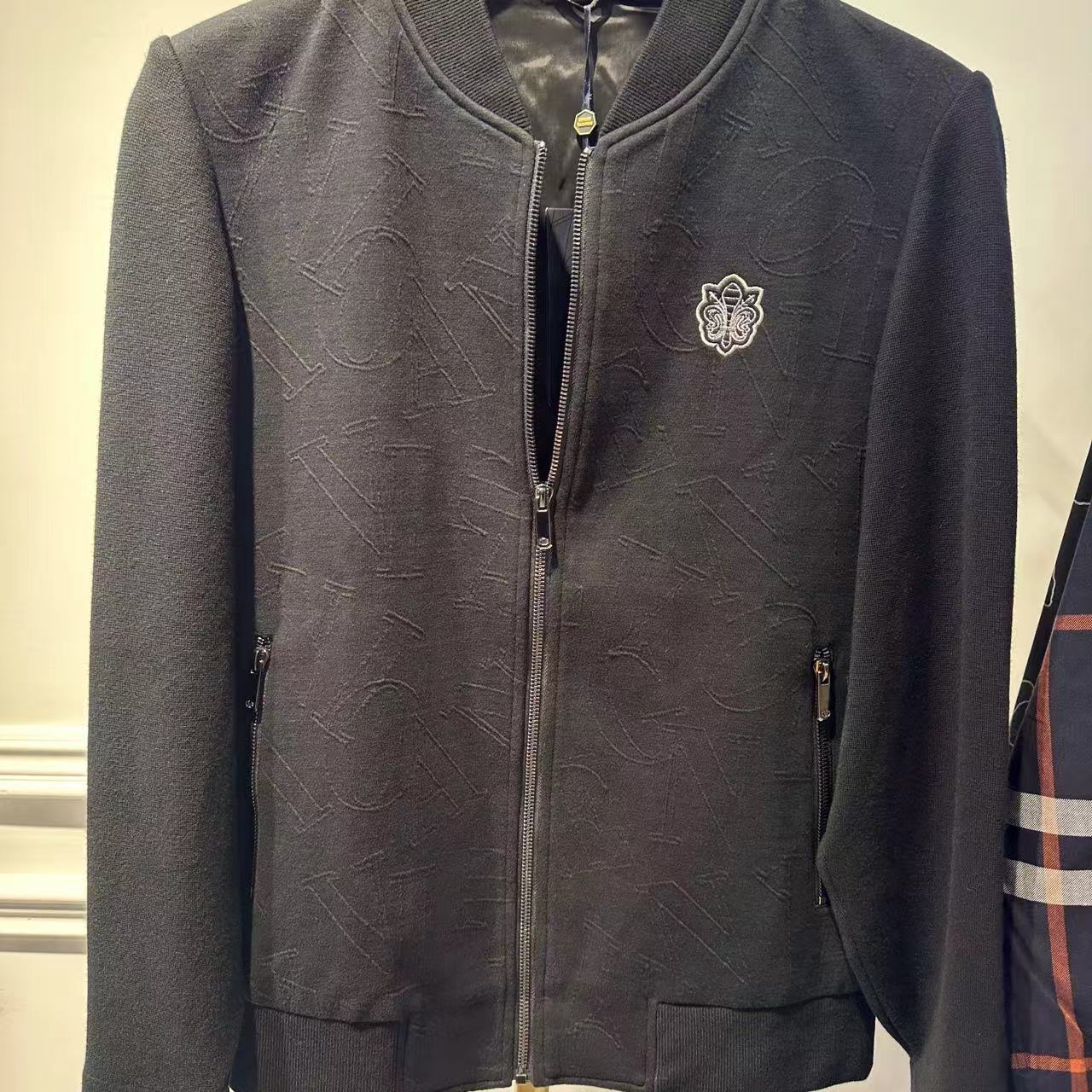 男士百搭时尚上衣外套夹克长袖连帽休闲男款