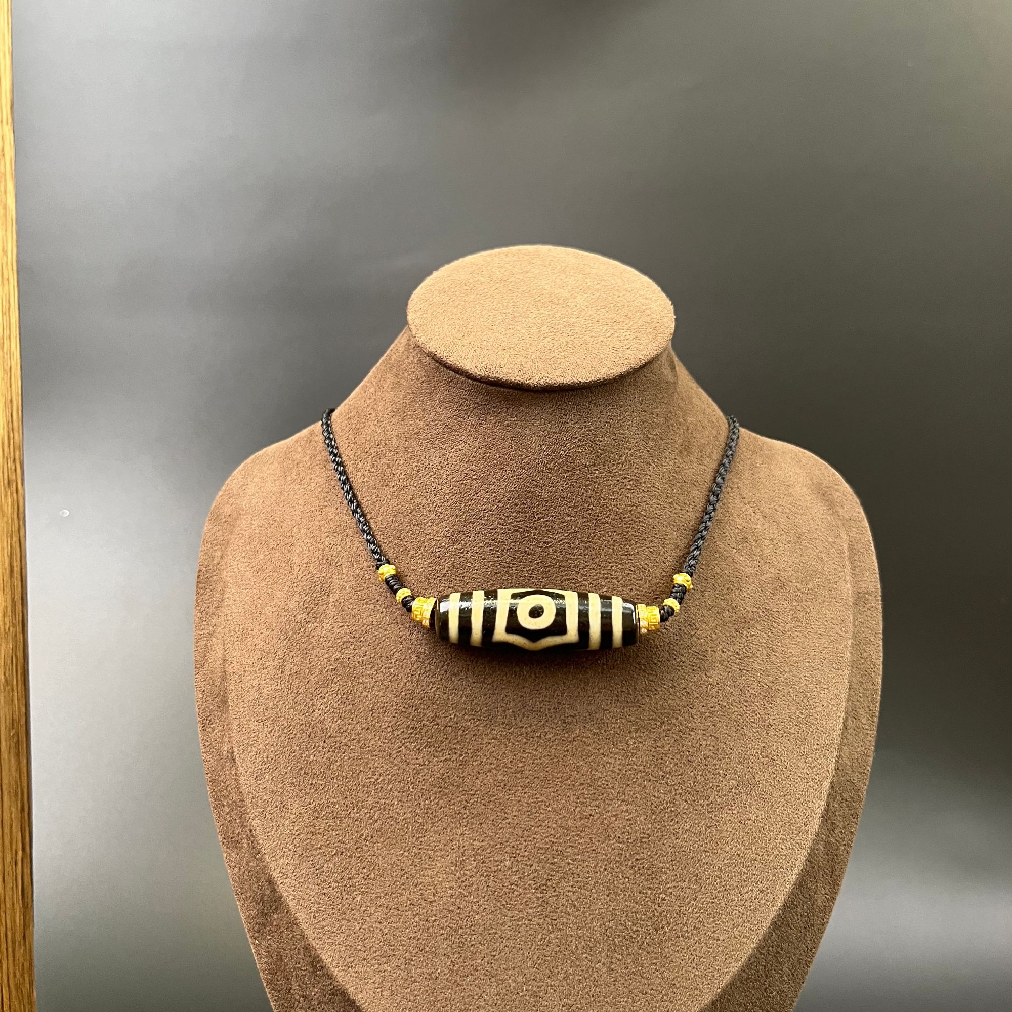 精品上肯黑金大鹏宝盖三眼防伪标颈饰颈链天珠真品100%保真