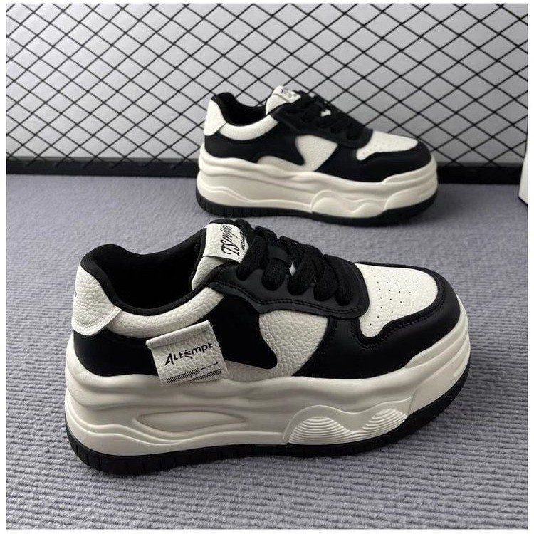 【万象撤柜】2024秋季平跟系带丑萌女款休闲潮流新款爆款运动小白鞋