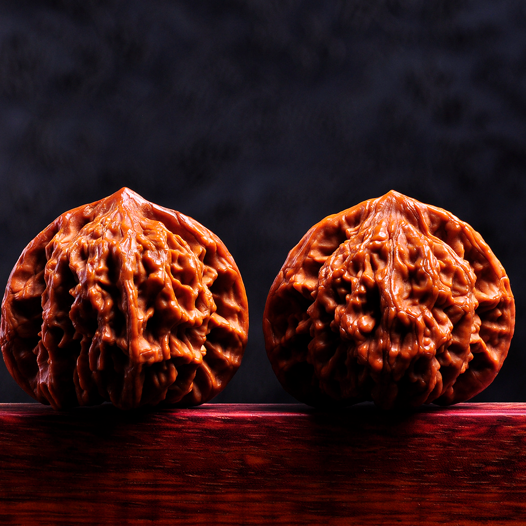 文玩核桃蛤蟆头四座楼官帽等