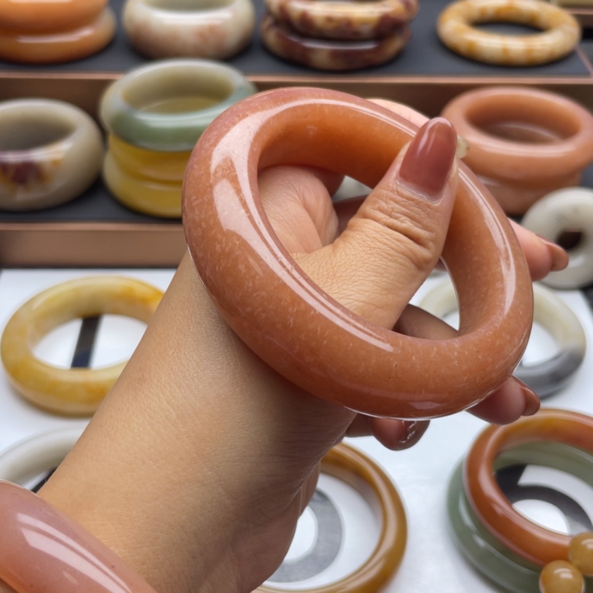 【闪购商品】石英质玉手镯未镶嵌X****G