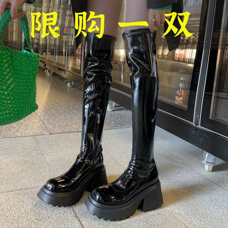 百丽纯爱靴子女小个子厚底增高秋冬短靴防水台弹力瘦瘦靴洋气又