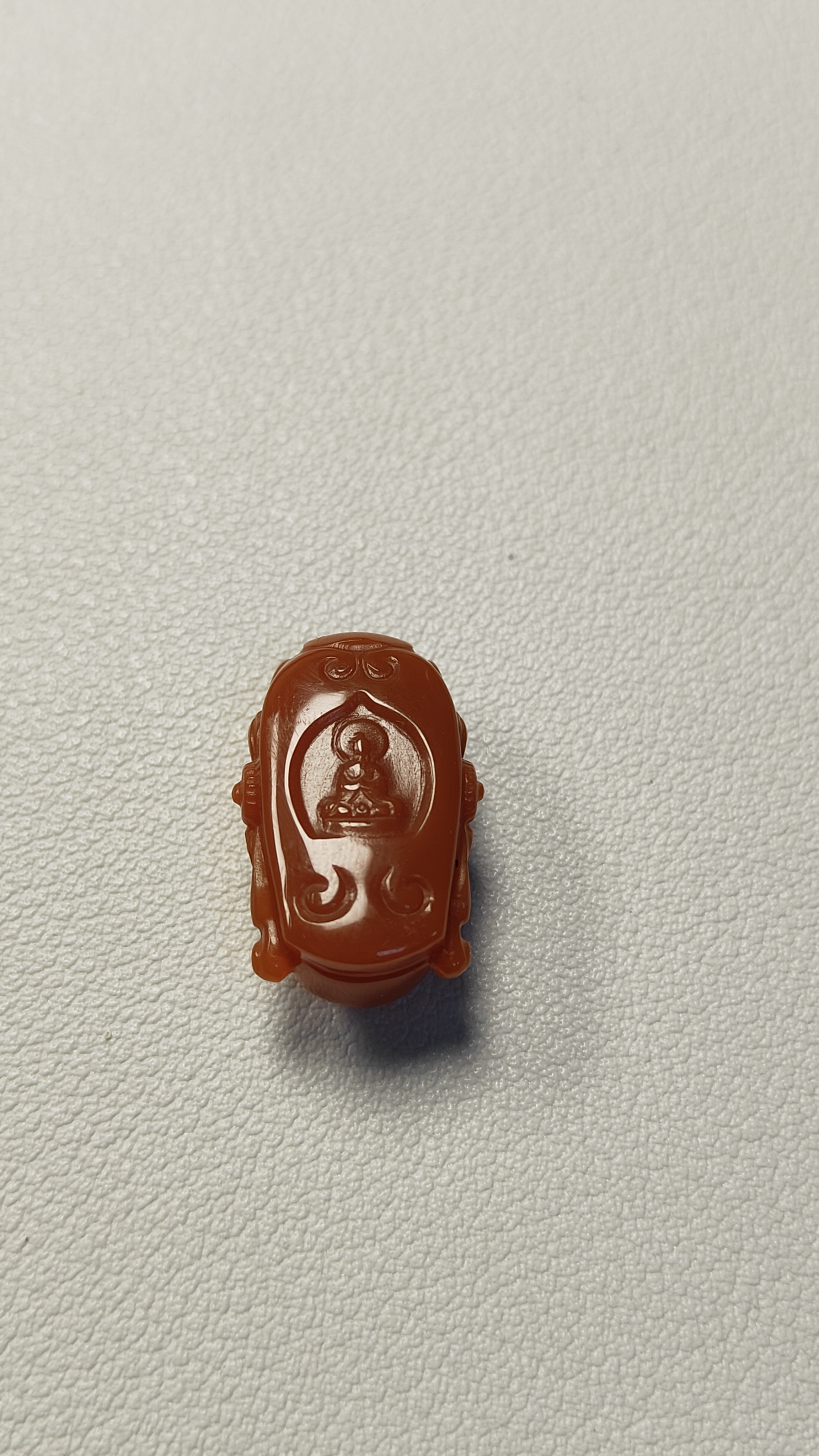 瓦西南红观音吊坠