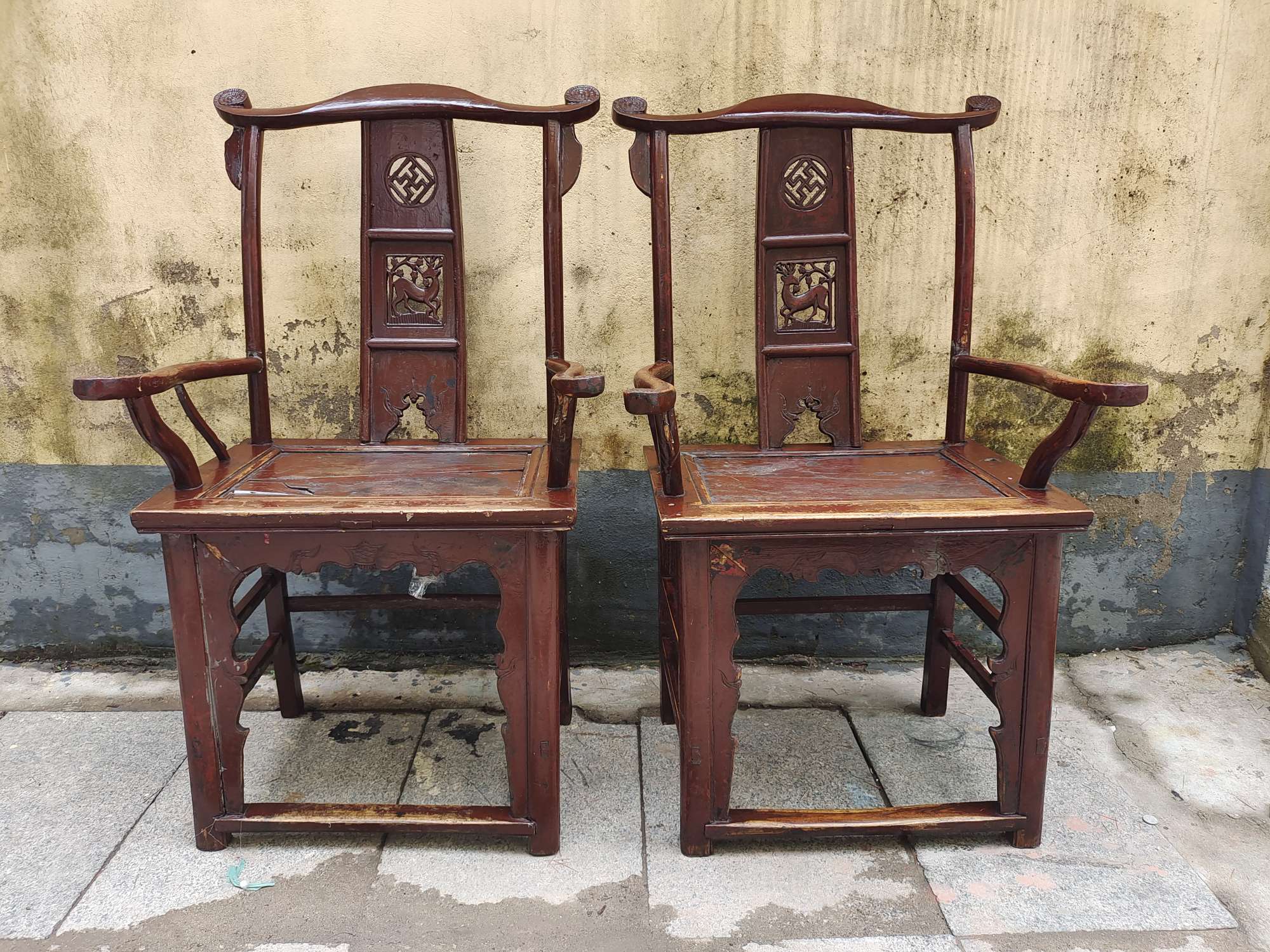 文玩，椅子一对，品相如图。