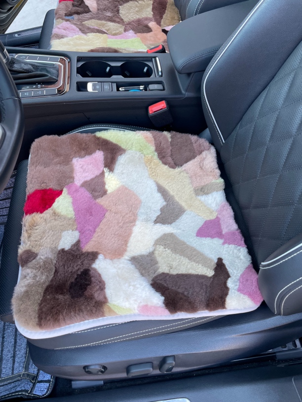 冬季汽车坐垫无靠背纯羊毛皮毛一体车垫子全车五座车坐垫