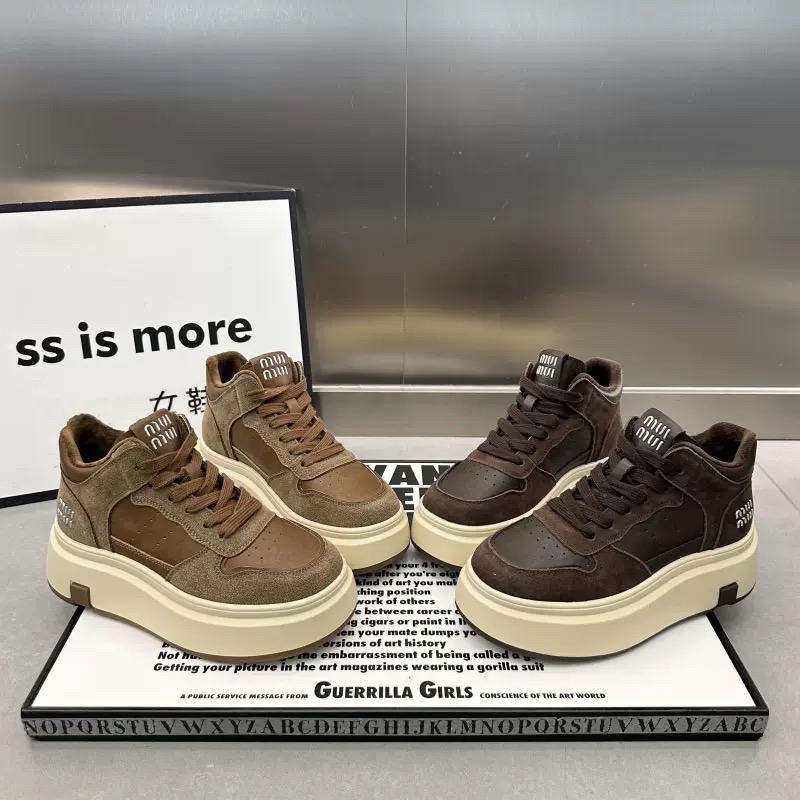 茶阿茶精选 加棉松糕底拼接字母休闲板鞋