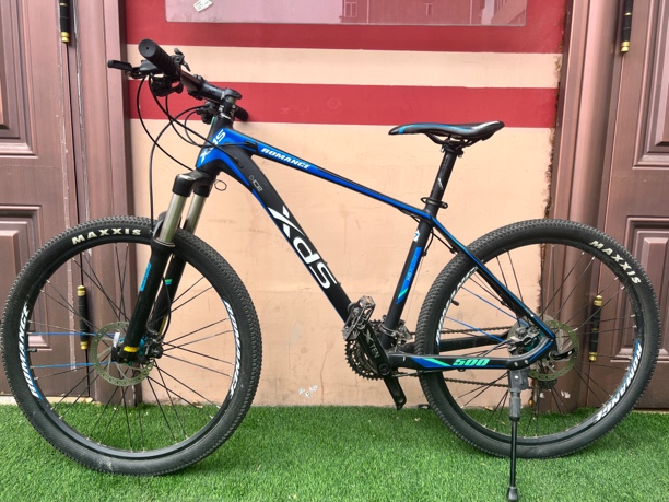 山地自行车传奇500，17码黑蓝色