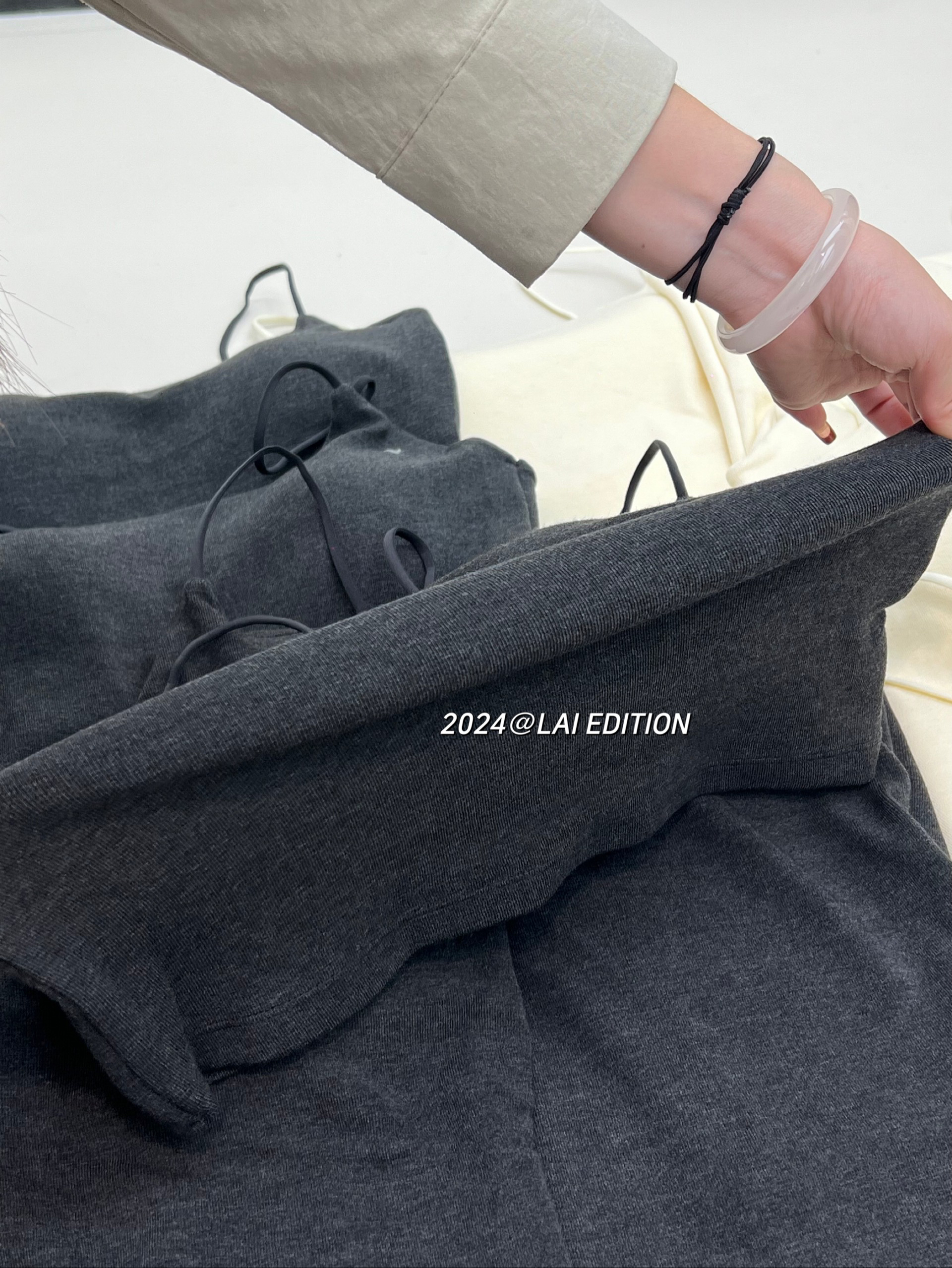 高弹力胸垫小背心