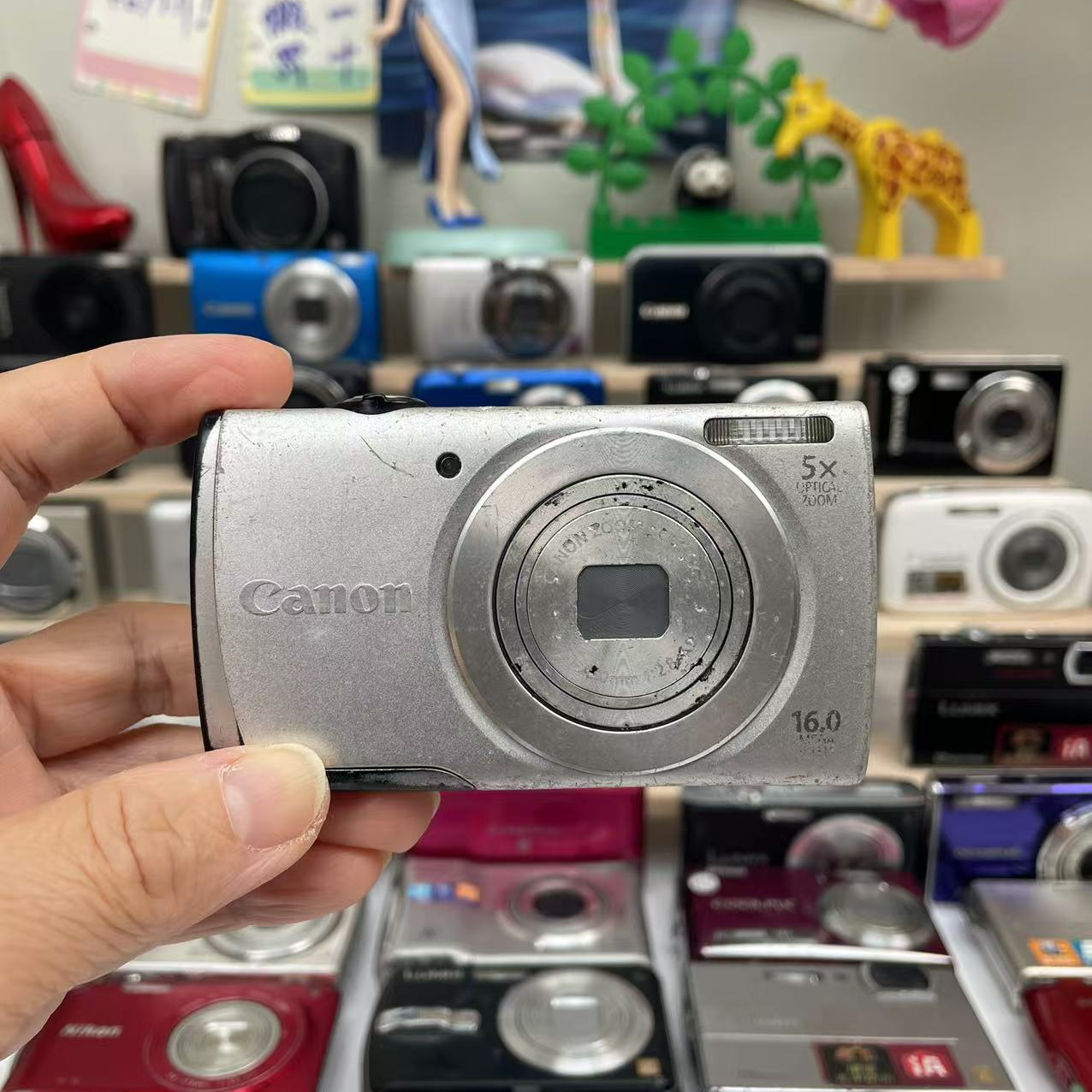 9新 Canon/佳能 85新A2600 1600万像素滤镜 数码相机全套配件