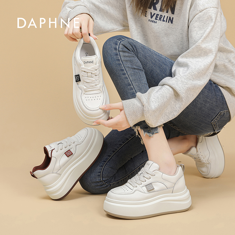 达芙妮真皮增高小白鞋女冬季百搭加绒保暖板鞋休闲鞋防滑女鞋厚底