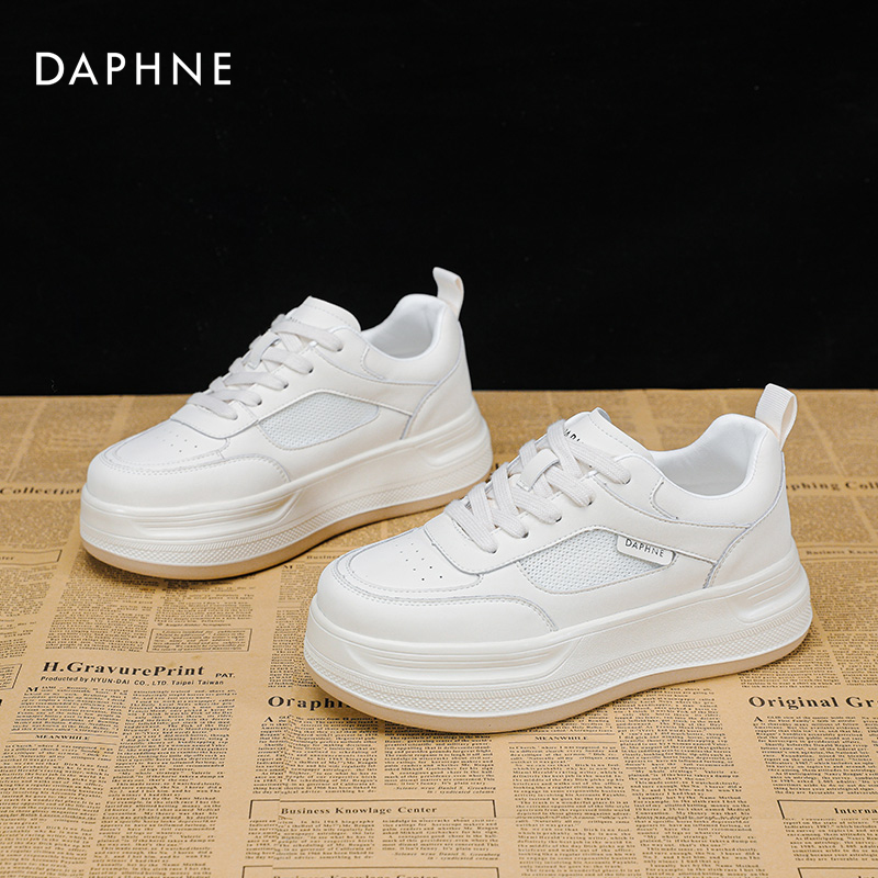 Daphne/达芙妮小白鞋女夏季新款透气时尚百搭厚底板鞋休闲运动鞋
