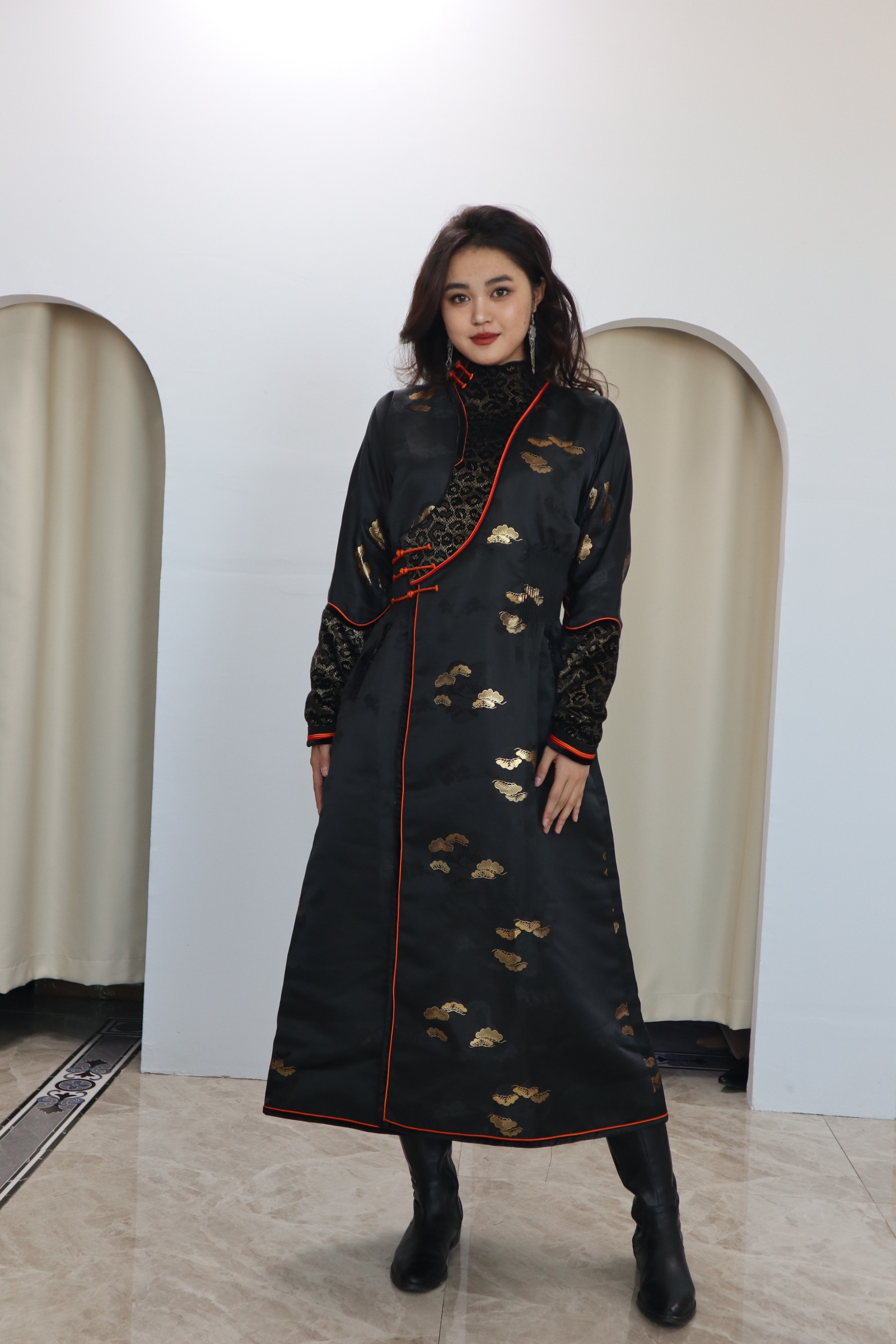 传统重工压线长袍子匈奴领蒙古袍