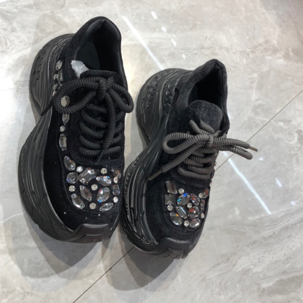 欧版时尚百搭厚底老爹鞋重工钉钻透气增高休闲老爹鞋9661-11