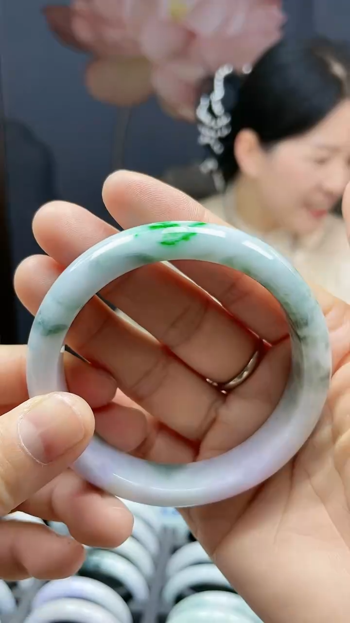 【闪购商品】翡翠手镯未镶嵌链接