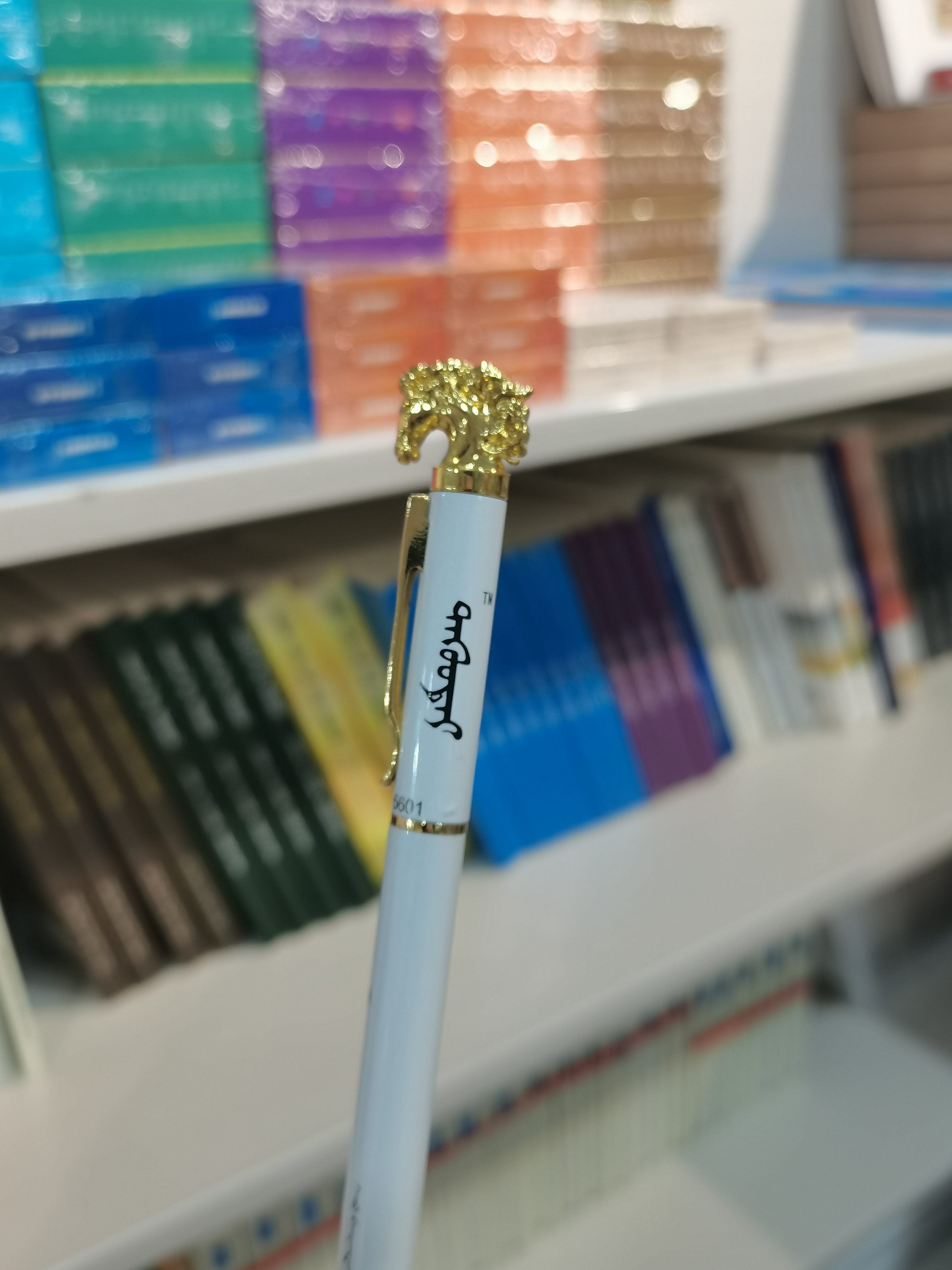 嘟代品牌马头钢笔