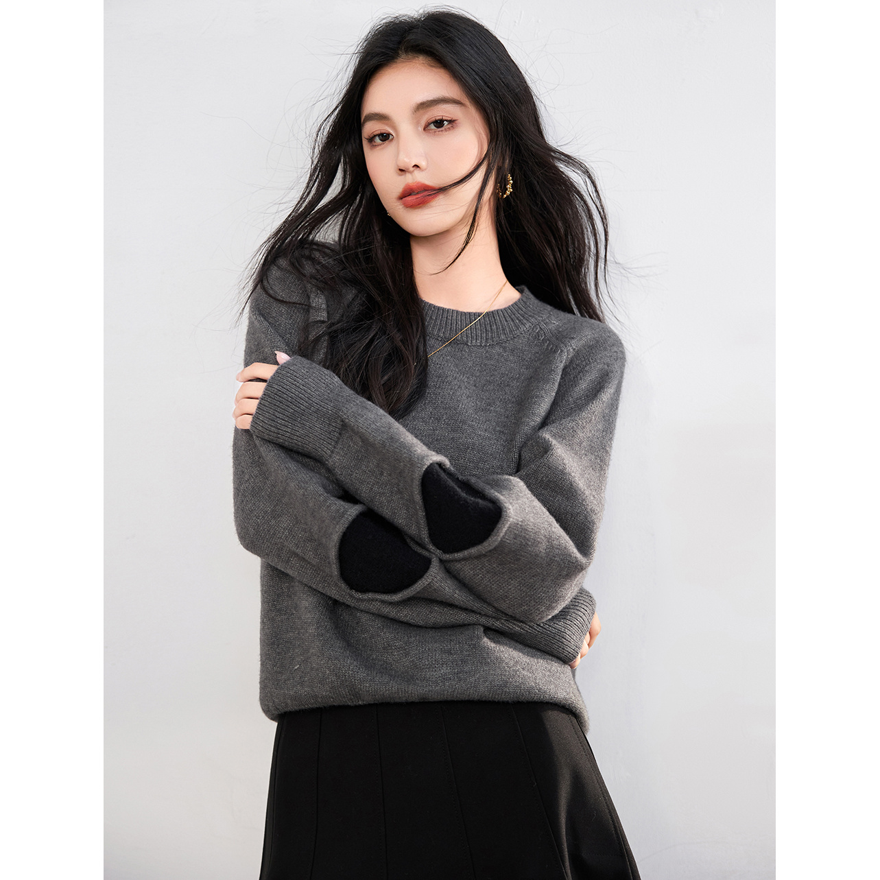 慵懒风拼接破洞撞色拼色圆领针织宽松加厚毛衣女EQ20