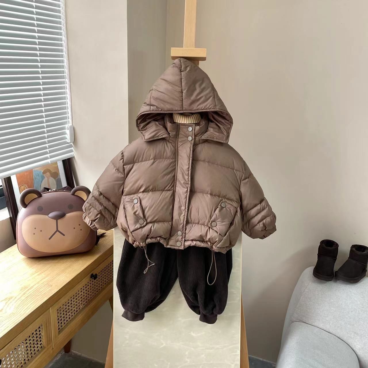 秋冬儿童羽绒服男童90白鸭绒上衣男女宝冬季外套加厚保暖TM10408