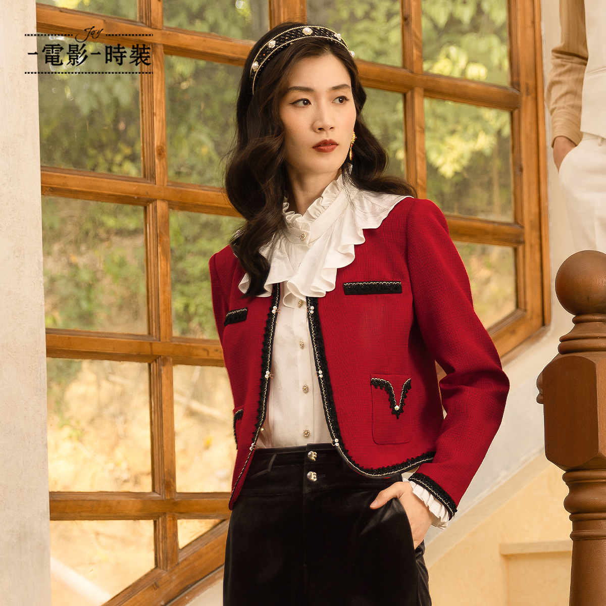 【许半夏推荐】一电影一时装小香风拼接短款外套  FEQG133503