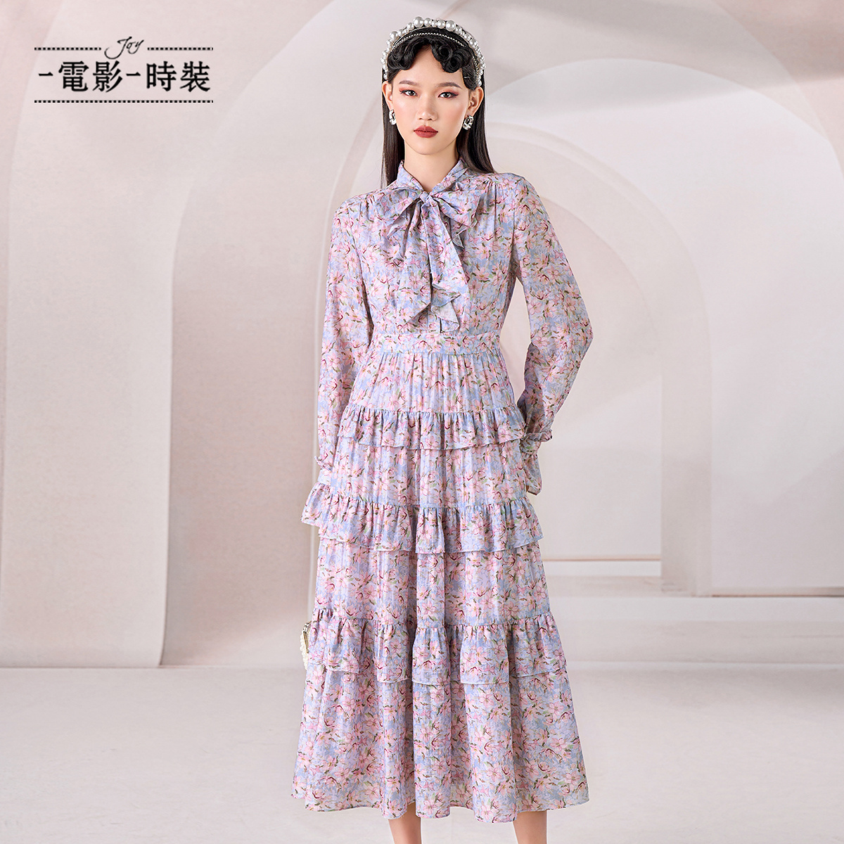 【粉丝专享】一电影一时装碎花长款连衣裙FEEL141551