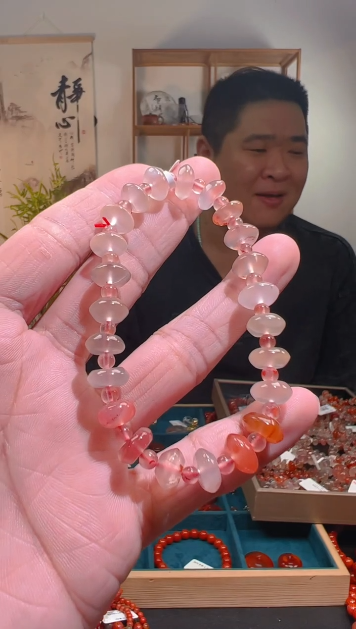 【闪购商品】南红玛瑙单圈手串未镶嵌一条 多样性发货