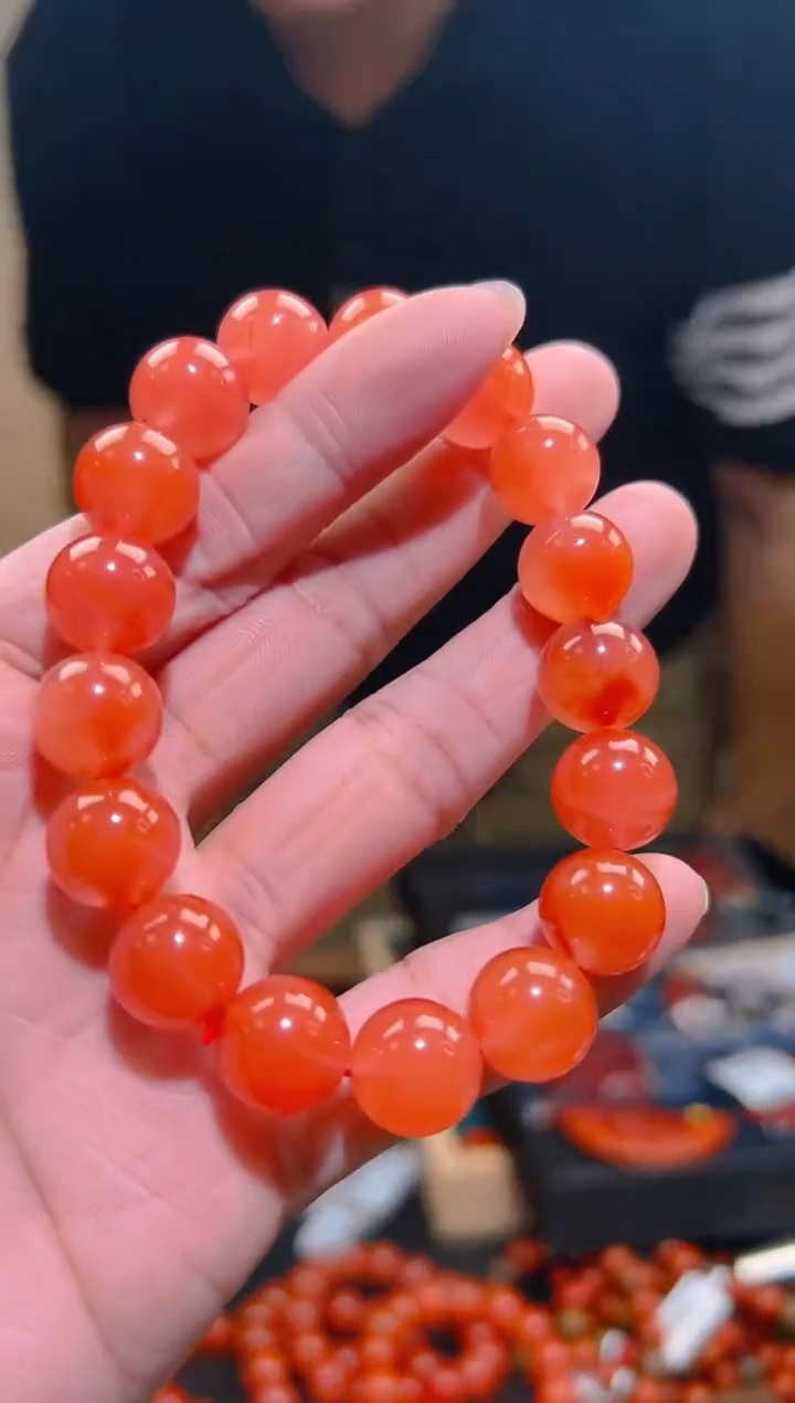 【闪购商品】南红玛瑙单圈手串未镶嵌一条约12mm 多样性发货     23