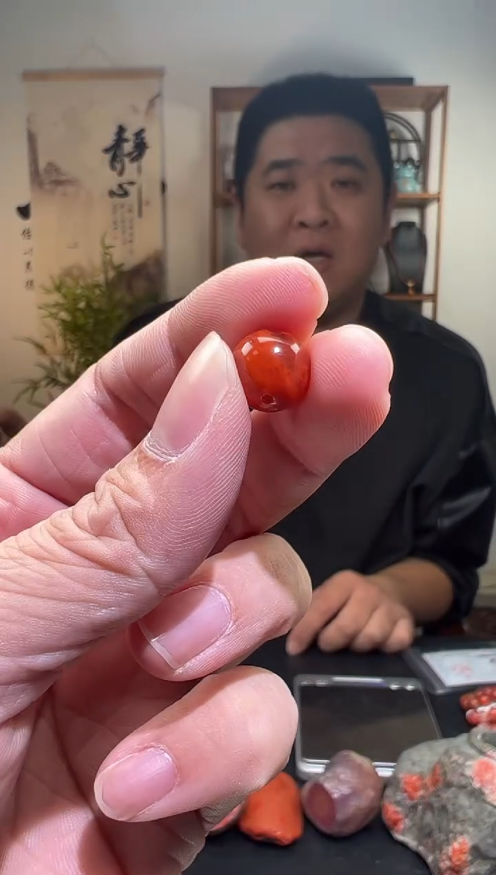 【闪购商品】南红玛瑙单珠未镶嵌一颗10mm+ 多样性发货