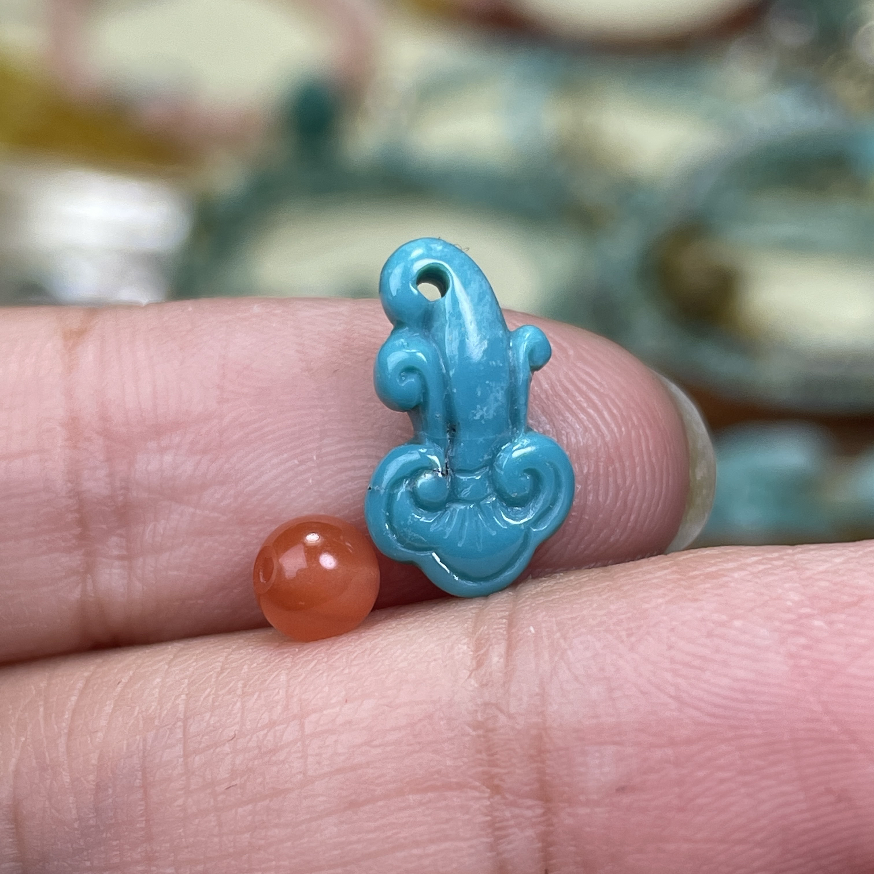 【P33】南红玛瑙配饰（微瑕介意勿拍）如意8×13.7×2.9mm